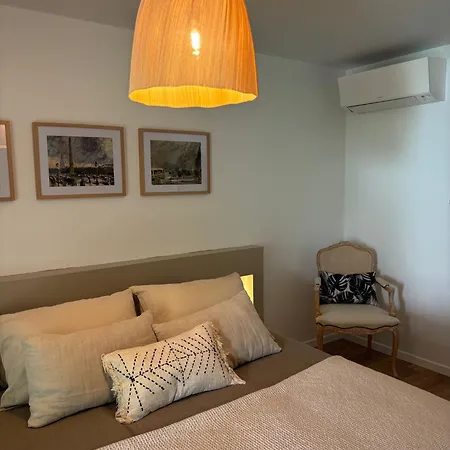 D'hotes En Aparte