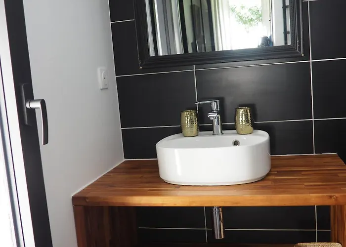 D'hotes En Aparte Тулуза