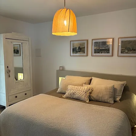 D'hotes En Aparte Bed & Breakfast 3*